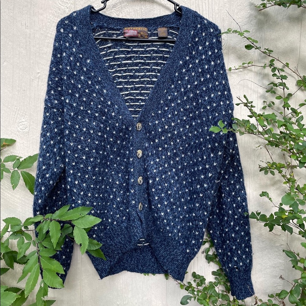 COPY - Vintage knitted Cardigan size Large